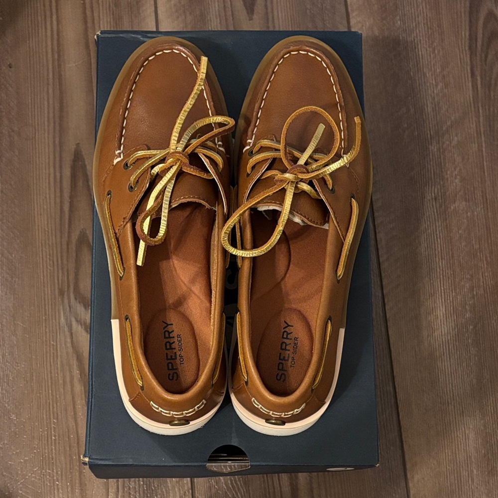 NIB Sperry chunky boat tan loafers in bronze - size 9.5
